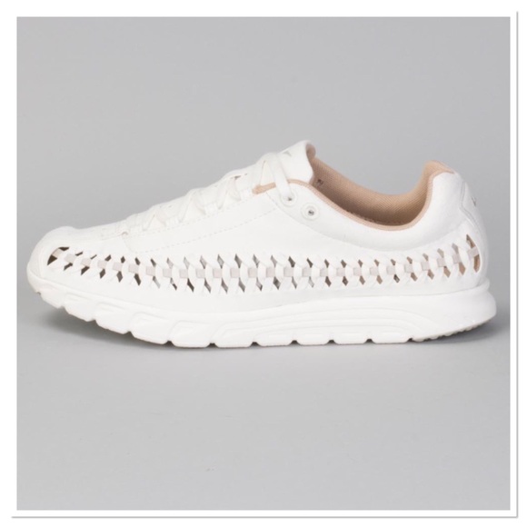 Nike Shoes - NWOB Nike Mayfly